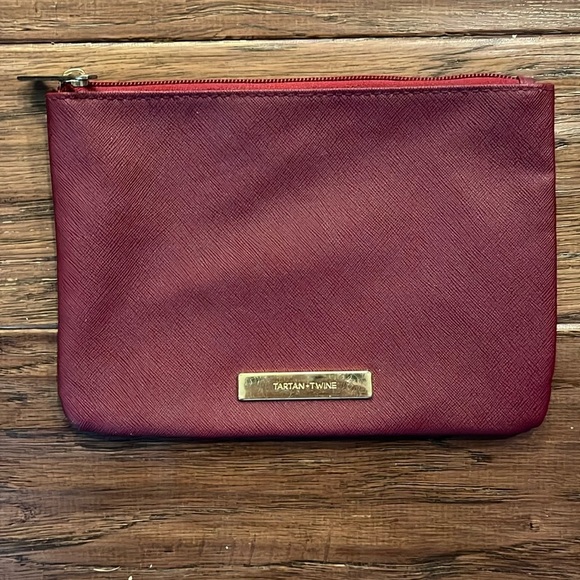 Tartan + Twine Purple Cosmetic Bag Pouch - Picture 1 of 9